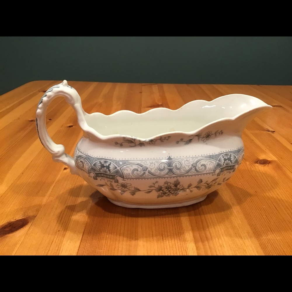 ANTIQUE HENRY ALCOCK ELITE BLUE SEMI PORCELAIN GRAVY BOAT 1800’s - Picture 3 of 12